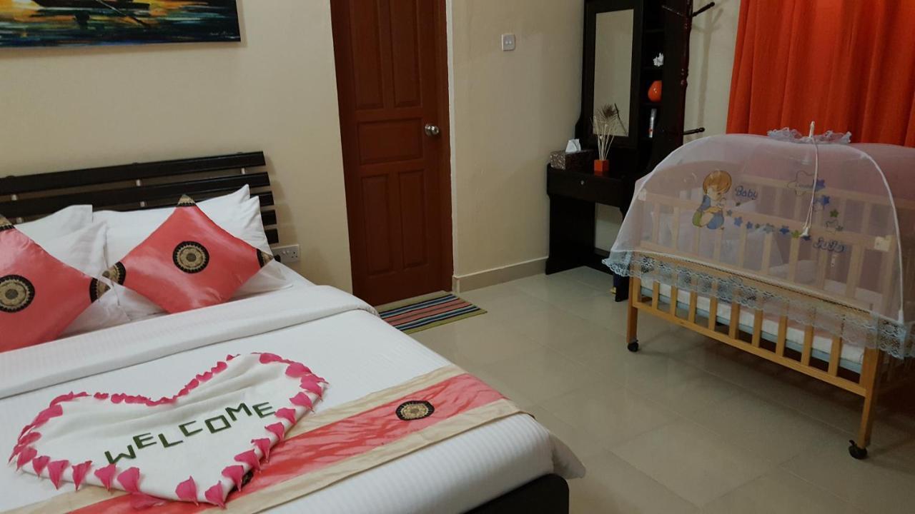 Equa Reef Maldives Hotel Addu City Exterior foto
